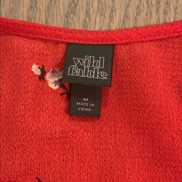 red flower blouse - Picture 2 of 2